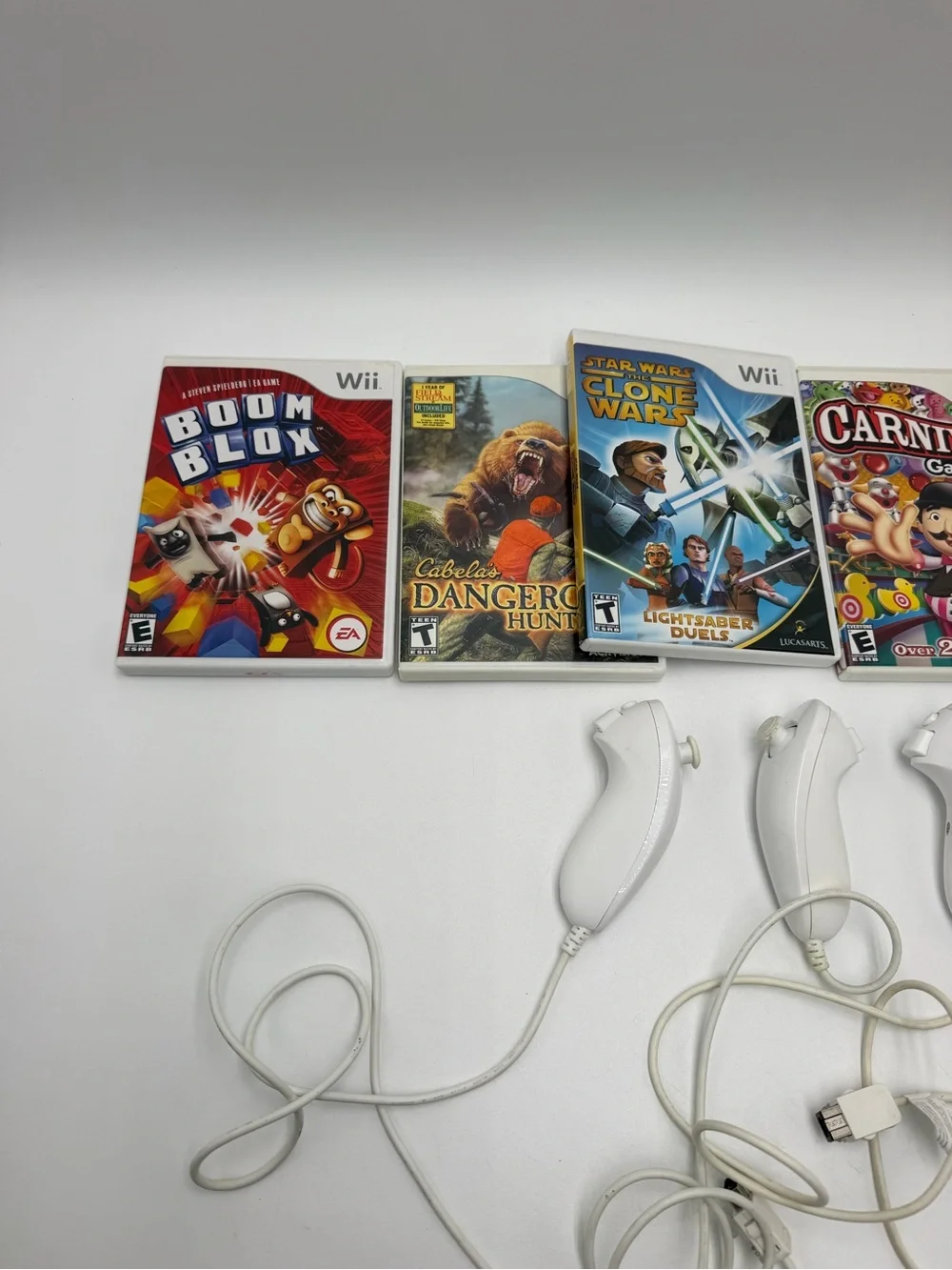 Nintendo Wii Game Lot of 5 Tested Working + 3 Nunchuk Controllers Star Wars Nerf